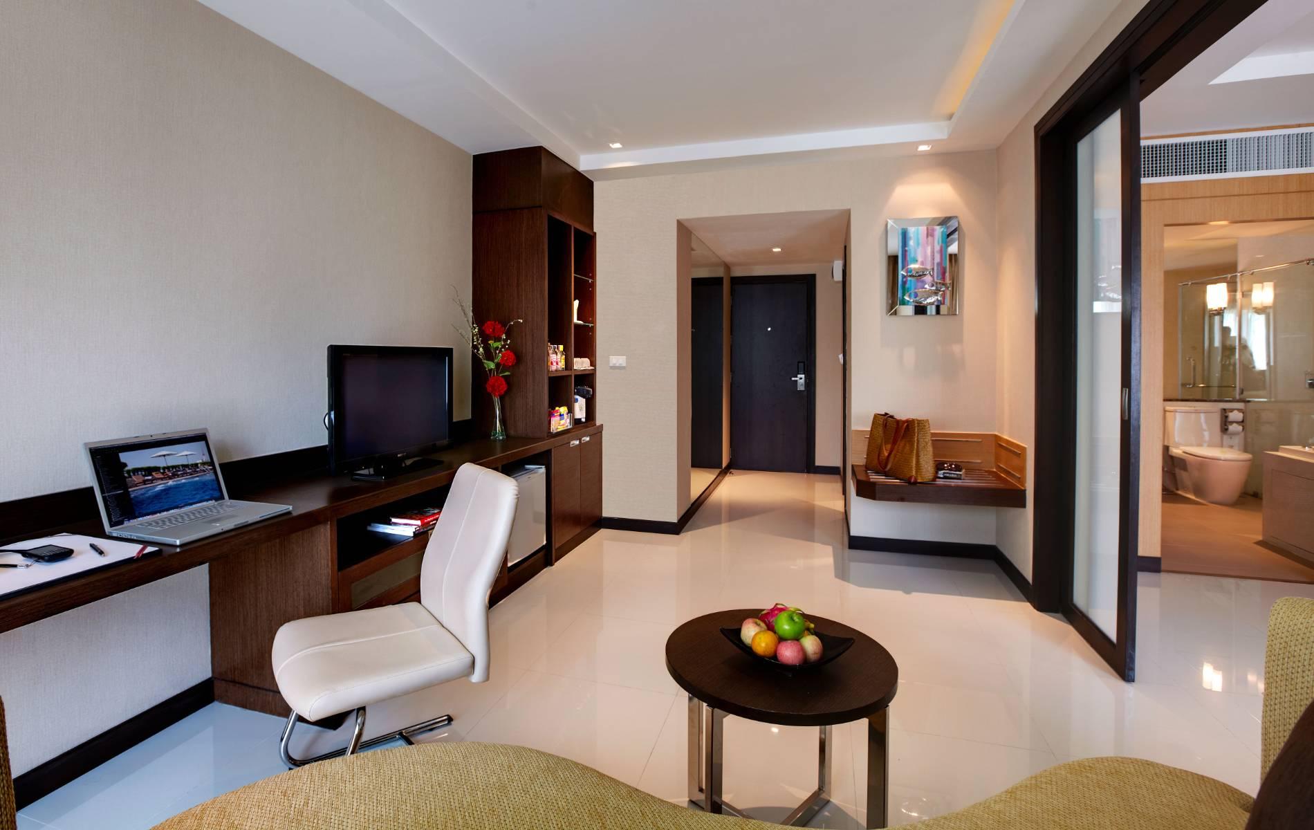 Executive Suite 4